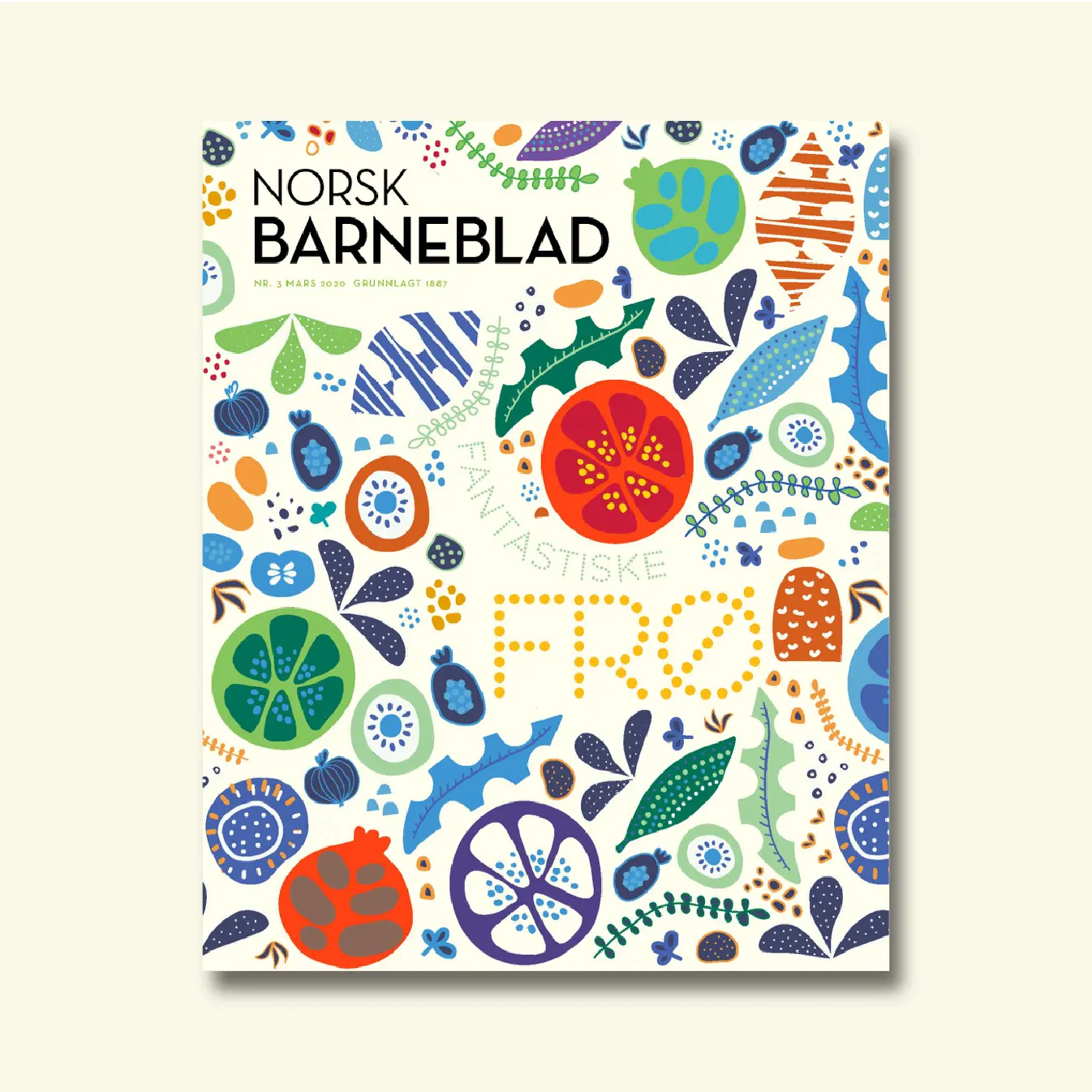 Framside av Norsk Barneblad nr. 3/2020 «Fantastiske frø», mønster av fargerike frukter, frø og blad.